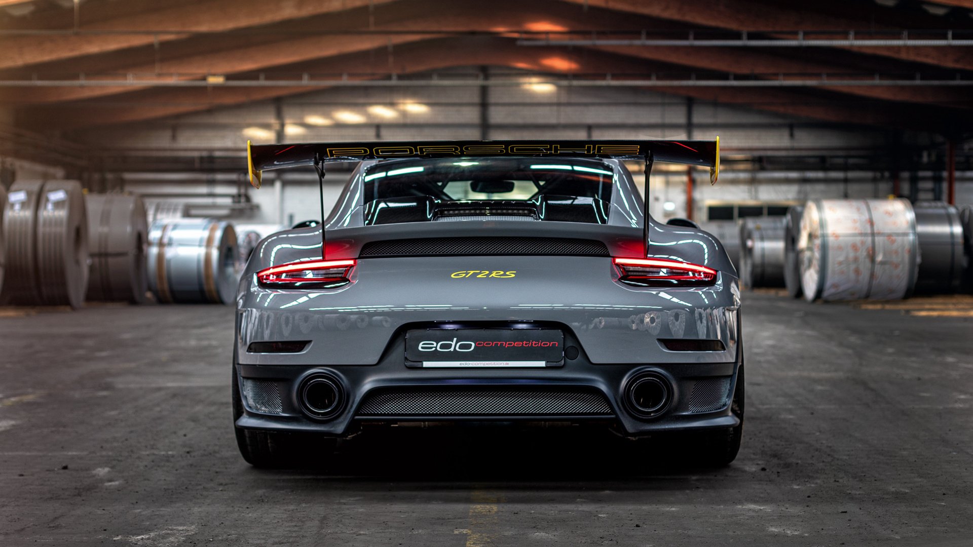 霍勒迪末节封神，勇士团队篮球完胜掘金